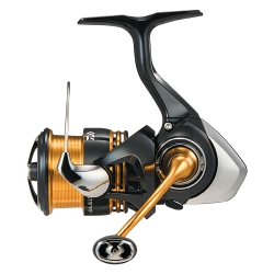 Daiwa Legalis 23 LT 3000 CXH Makara - Daiwa